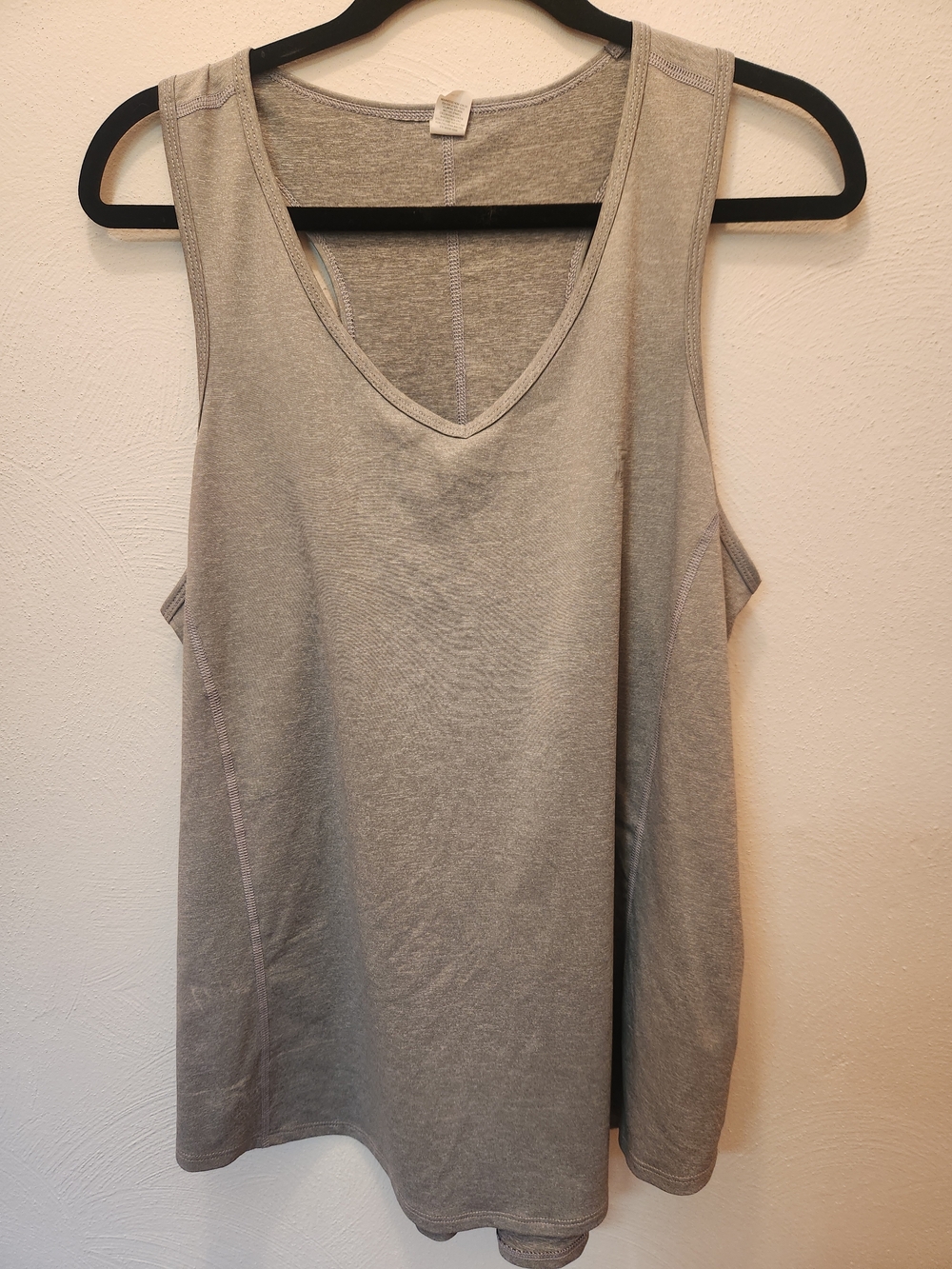 Fila Gray V-Neck Athletic Tank Top Size XL